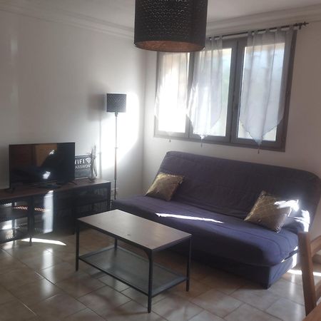 Appartement les oliviers à Carpentras Extérieur photo